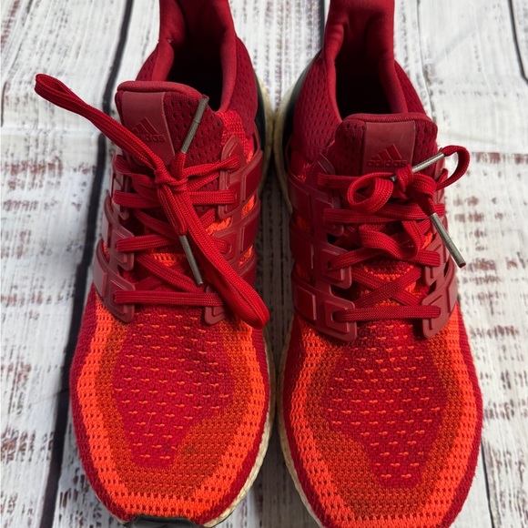Adidas Ultraboost 2.0 Solar Red Men's Size 9 U.S. EUC - Picture 3 of 9